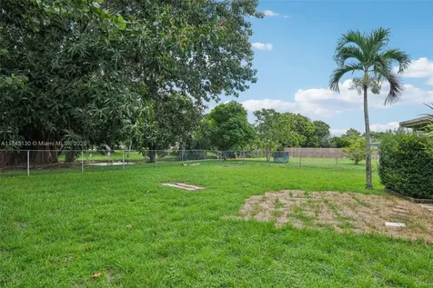 126 Barcelona Drive Royal Palm Beach FL 33411