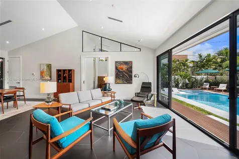 2710 NE 6th Lane Wilton Manors FL 33334