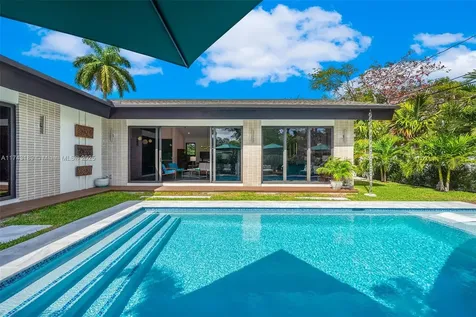 2710 NE 6th Lane Wilton Manors FL 33334