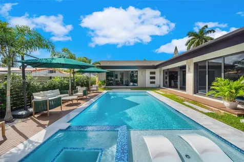 2710 NE 6th Lane Wilton Manors FL 33334