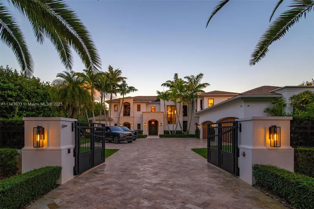 8955 SW 63rd Court Pinecrest FL 33156