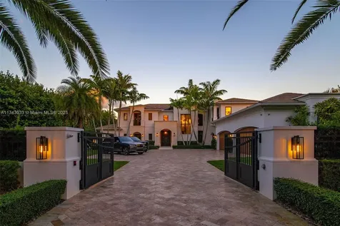 8955 SW 63rd Court Pinecrest FL 33156