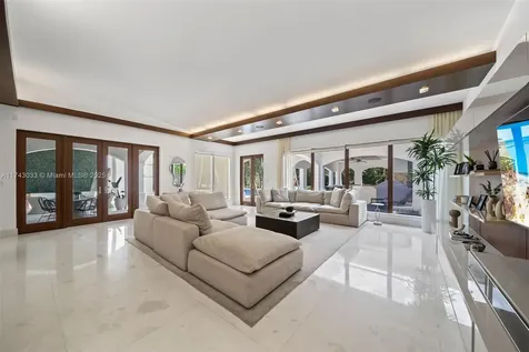 8955 SW 63rd Court Pinecrest FL 33156