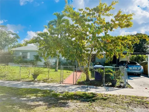 3540 NW 85th Terrace Miami FL 33147