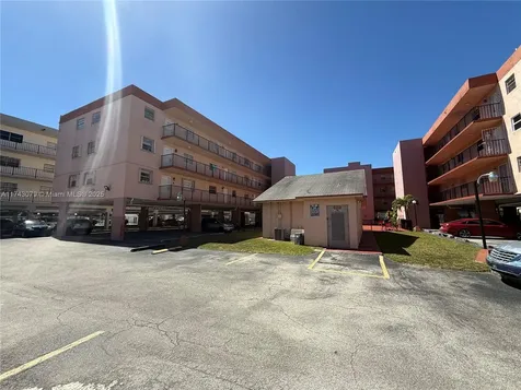 6175 W 20th Avenue Hialeah FL 33012