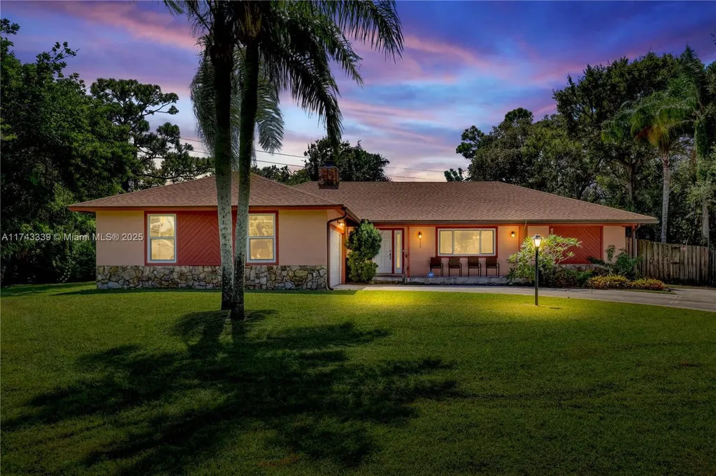 3123 SE Quanset Circle Stuart FL 34997