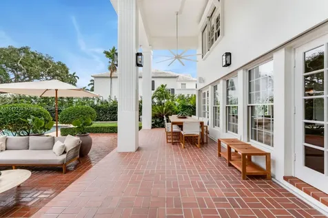 6655 Pinetree Lane Miami Beach FL 33141