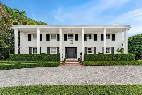 6655 Pinetree Lane Miami Beach FL 33141