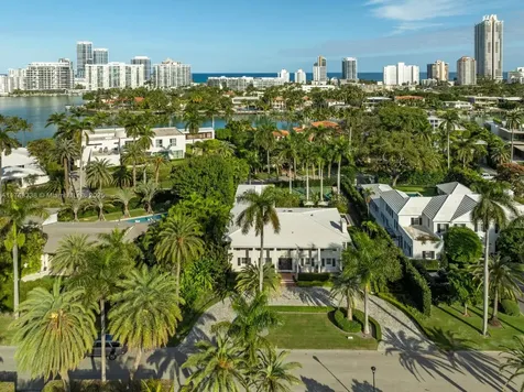 6655 Pinetree Lane Miami Beach FL 33141