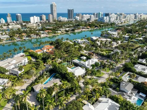 6655 Pinetree Lane Miami Beach FL 33141
