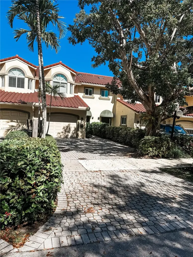 1315 NE 1st Street Fort Lauderdale FL 33301