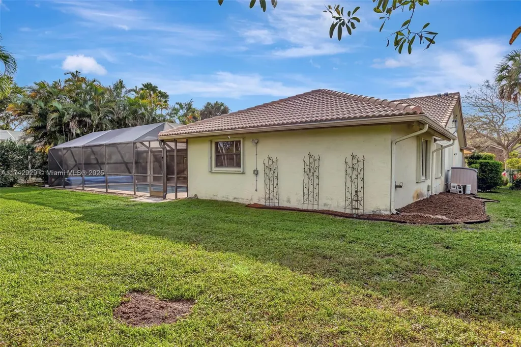 5325 NW 84th Way Coral Springs FL 33067