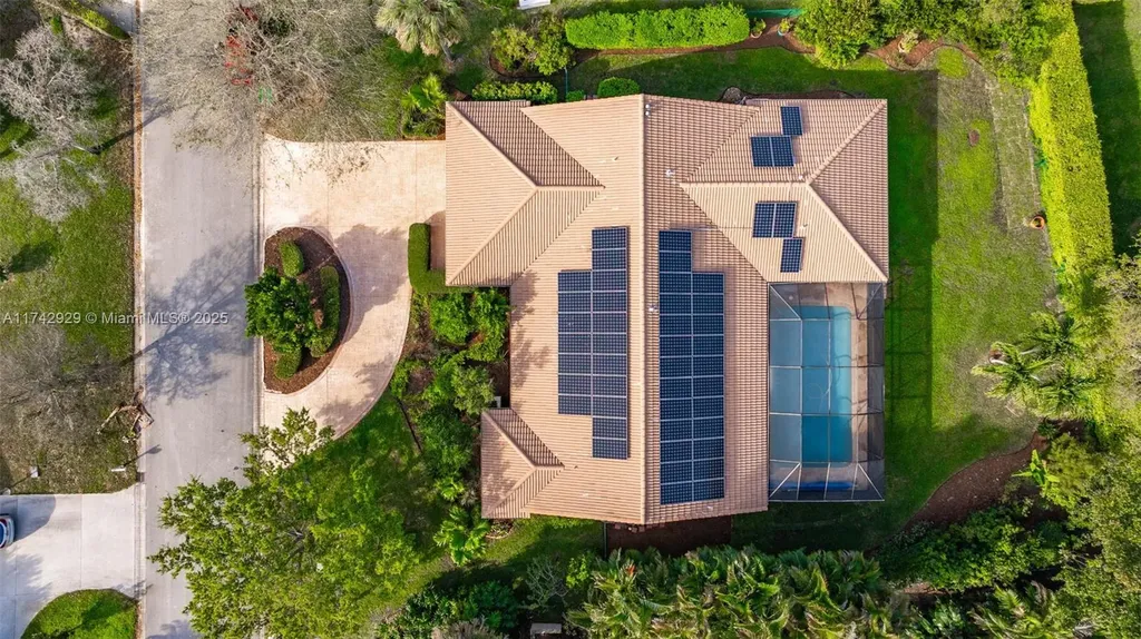 5325 NW 84th Way Coral Springs FL 33067