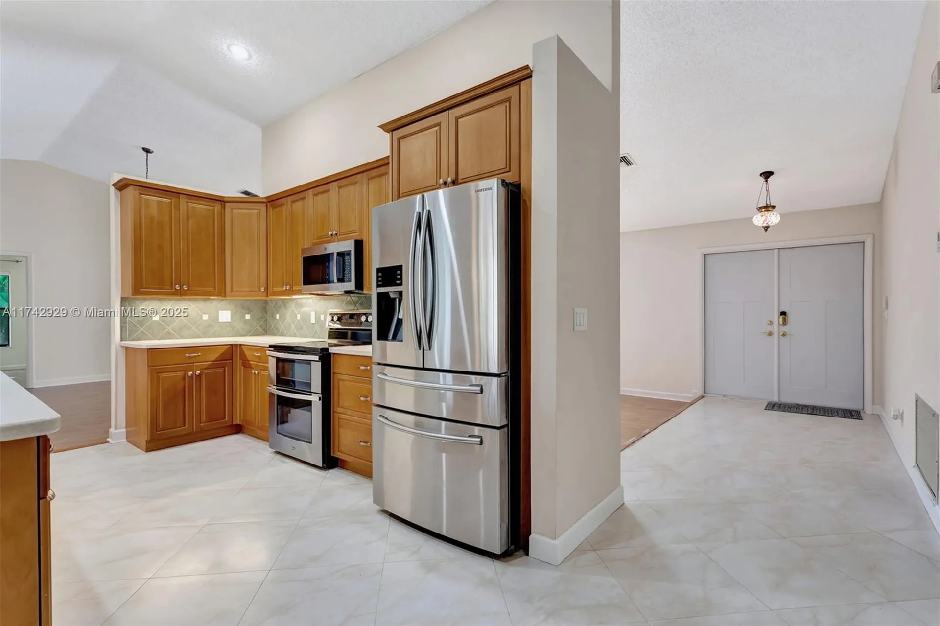 5325 NW 84th Way Coral Springs FL 33067