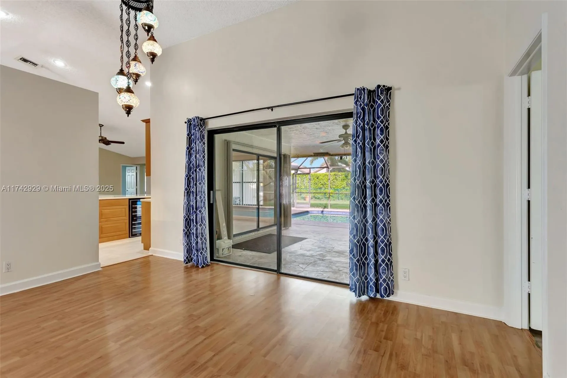 5325 NW 84th Way Coral Springs FL 33067