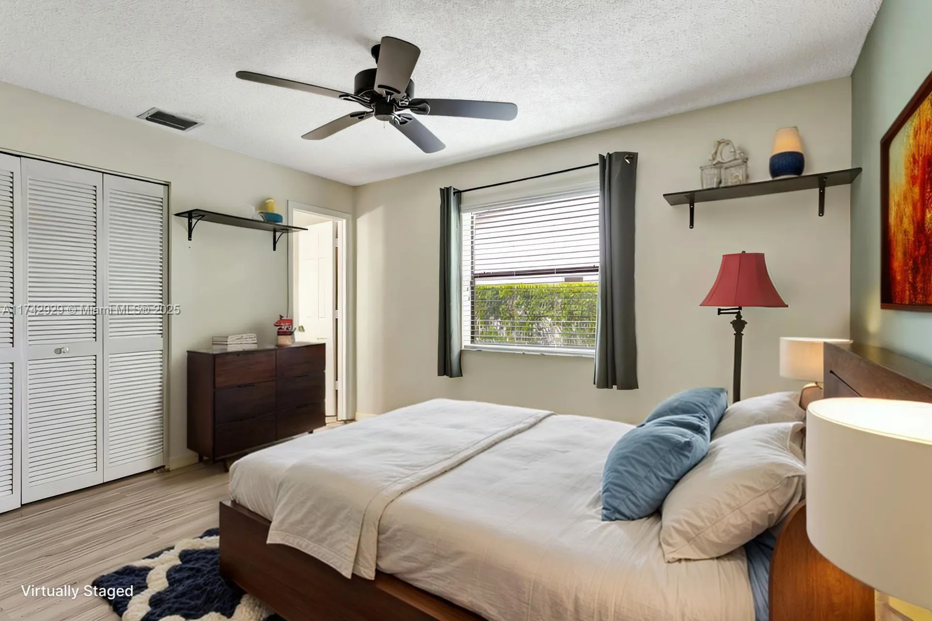 5325 NW 84th Way Coral Springs FL 33067