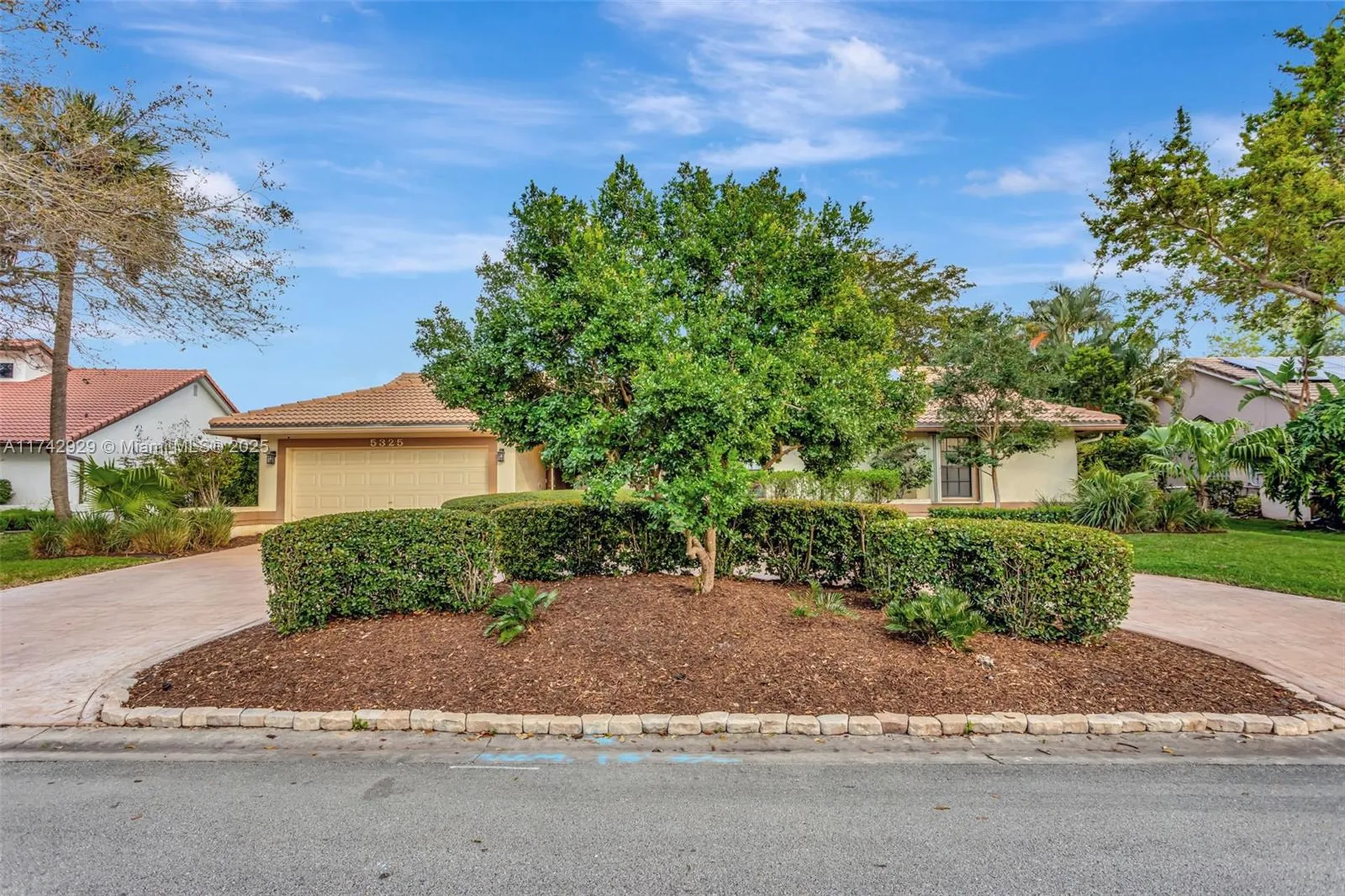 5325 NW 84th Way Coral Springs FL 33067