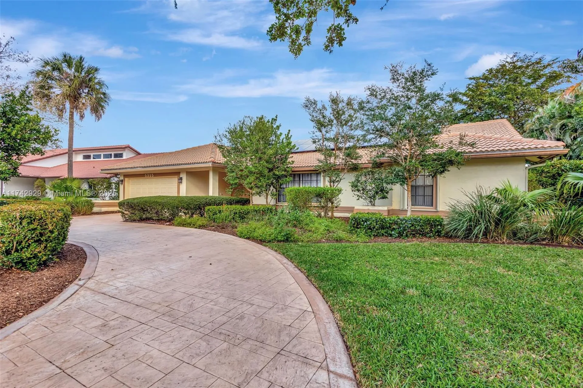 5325 NW 84th Way Coral Springs FL 33067