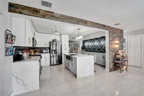 2265 SW 15th Court Fort Lauderdale FL 33312