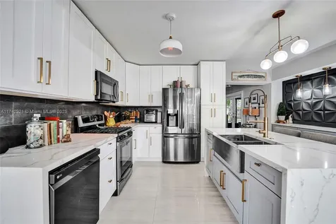 2265 SW 15th Court Fort Lauderdale FL 33312