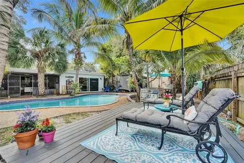 2265 SW 15th Court Fort Lauderdale FL 33312