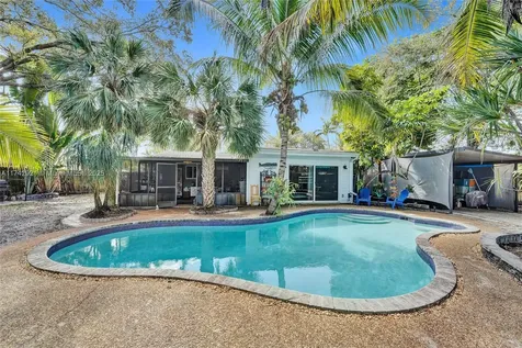 2265 SW 15th Court Fort Lauderdale FL 33312