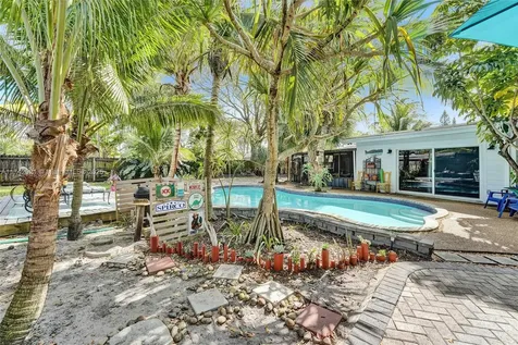 2265 SW 15th Court Fort Lauderdale FL 33312