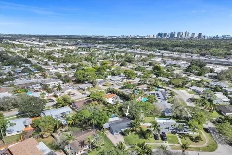 2265 SW 15th Court Fort Lauderdale FL 33312