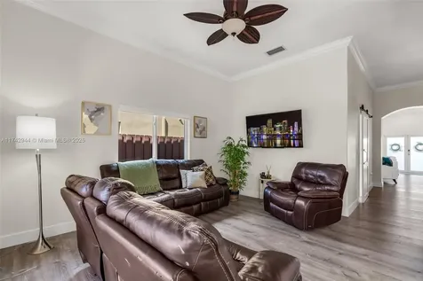 16416 SW 95th Street Miami FL 33196