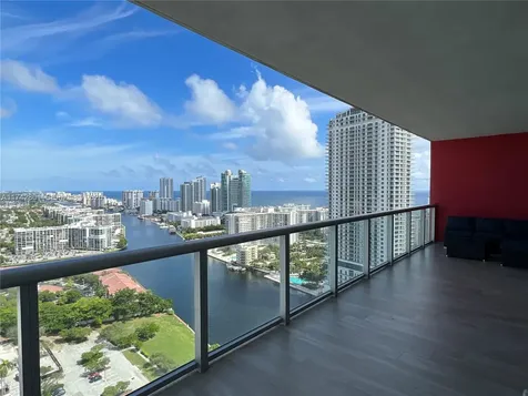 2600 E Hallandale Beach Boulevard Hallandale Beach FL 33009