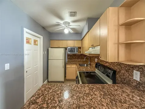 2001 SW 58th Court Miami FL 33155