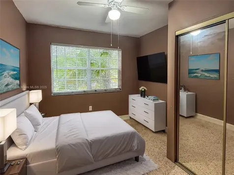 2001 SW 58th Court Miami FL 33155