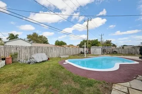 6921 SW 9th Street Pembroke Pines FL 33023