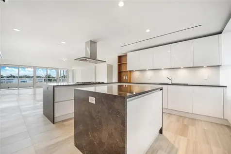 4701 N Meridian Avenue Miami Beach FL 33140