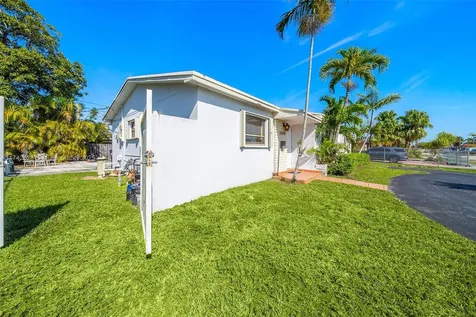 10041 SW 13th Terrace Miami FL 33174