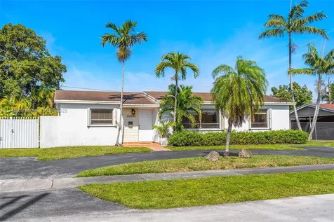 10041 SW 13th Terrace Miami FL 33174