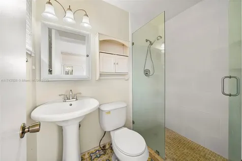 10041 SW 13th Terrace Miami FL 33174