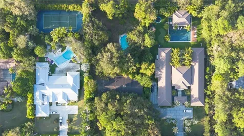 7095 SW 66th Street Miami FL 33143
