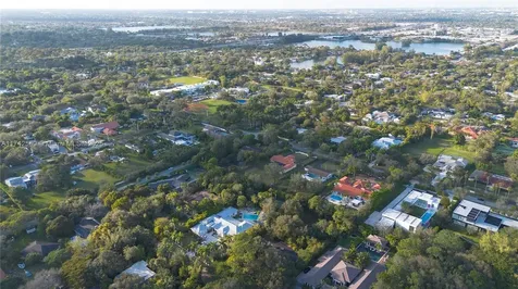 7095 SW 66th Street Miami FL 33143