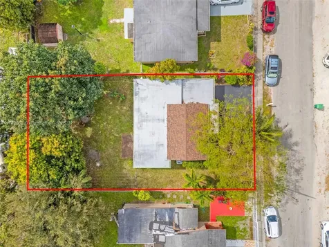 1542 NW 115th Street Miami FL 33167