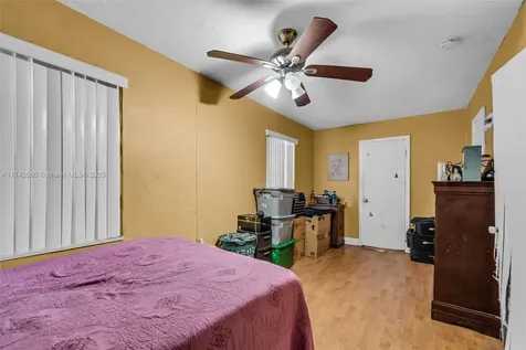 1542 NW 115th Street Miami FL 33167