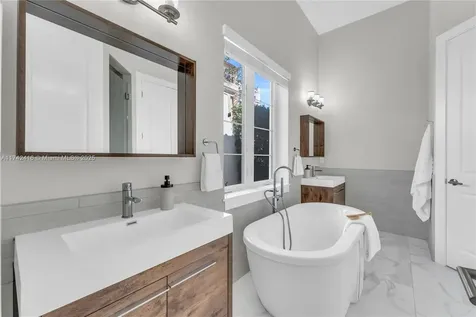 3002 Coconut Grove Drive Coral Gables FL 33134