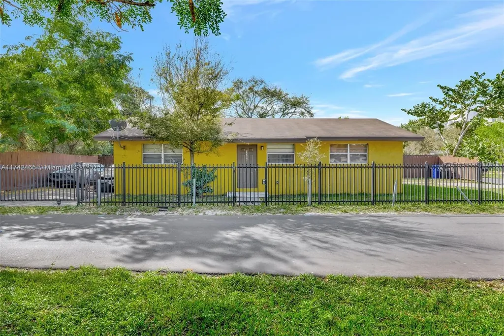 1300 NW 7th Place Fort Lauderdale FL 33311