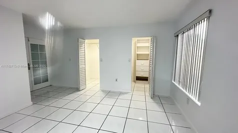 233 NE 199th Terrace Miami FL 33179