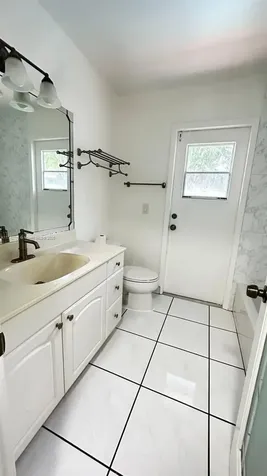233 NE 199th Terrace Miami FL 33179