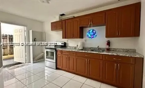 233 NE 199th Terrace Miami FL 33179