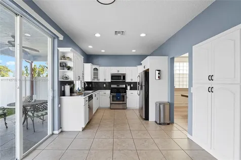 5748 S Plum Bay Parkway Tamarac FL 33321