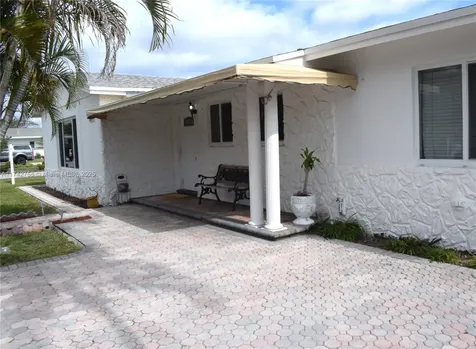 17851 SW 91st Avenue Palmetto Bay FL 33157