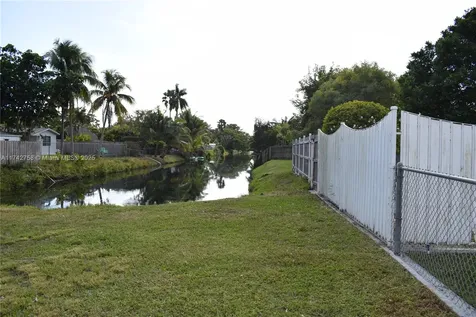 17851 SW 91st Avenue Palmetto Bay FL 33157
