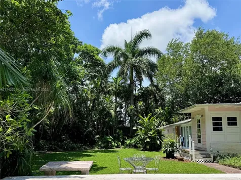 194 NW 91st Street El Portal FL 33150